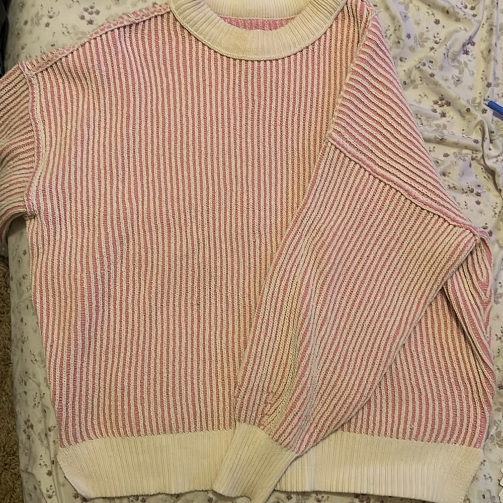 Aerie; oversized sweater; size small